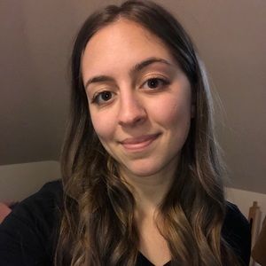 Meet your Posher, Julia